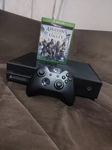 Xbox One Fat 500GB + Controle Original + Assassin's Creed Unity