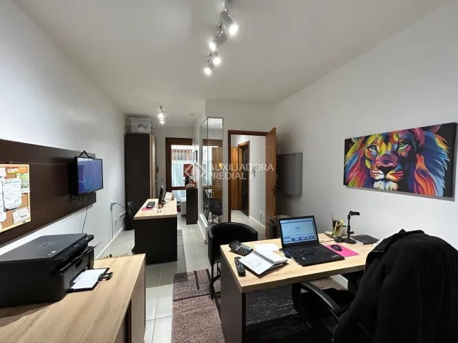 Escritório à venda no bairro Cidade Baixa com 31 m² de área útil disponível
