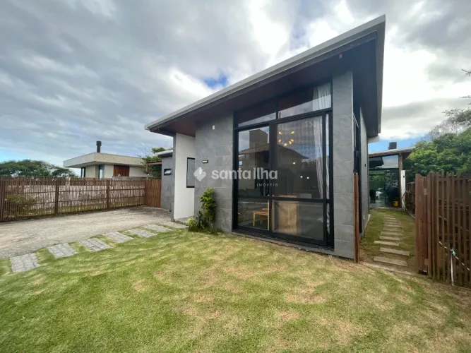 Casa com 3 dormitórios para vender ou alugar, 265 m² - Morro das Pedras - Florianópolis/SC