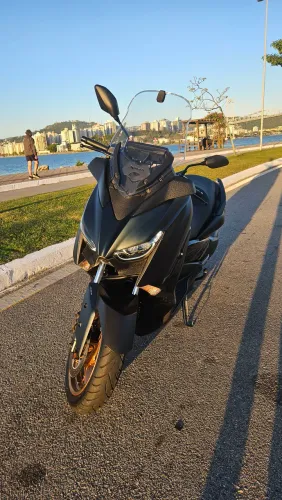 Yamaha Xmax 250
