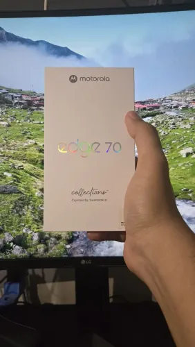 (NOVO) Motorola Edge 70 512GB Crystals by Swarovski LACRADO
