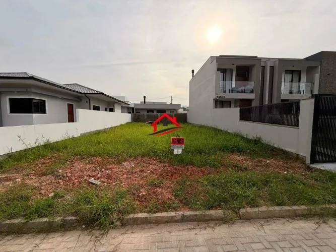 Lote à venda, no Bairro Forquilhas Leste, São José-SC, com , sendo , com