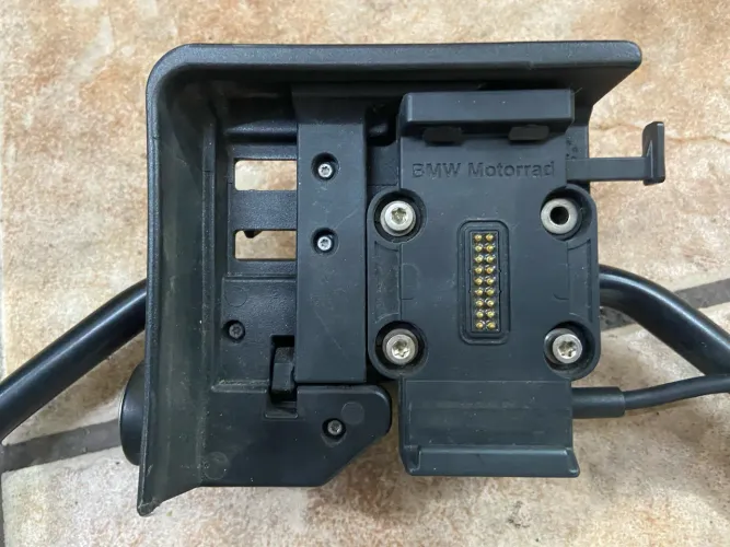 Suporte/berço de GPS original da BMW Motorrad