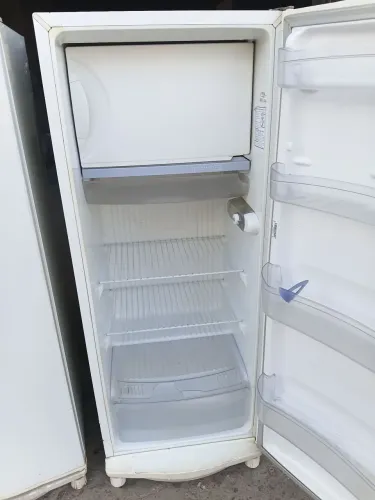 Geladeira consul 300litros