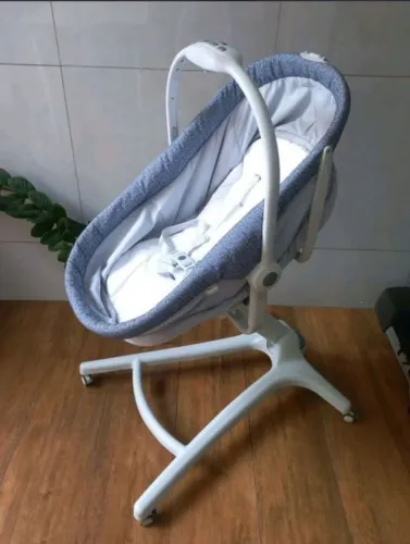 berço portátil e moisés multifuncional Chicco Baby Hug 4 em 1