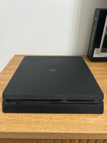 PS4 Slim 1TB + Controle Novo + 7 Jogos