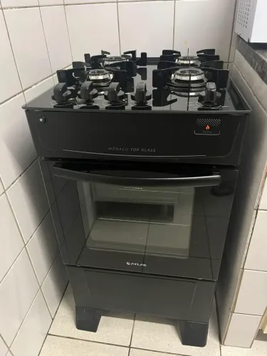 Fogão Atlas 4 bocas com forno seminovo