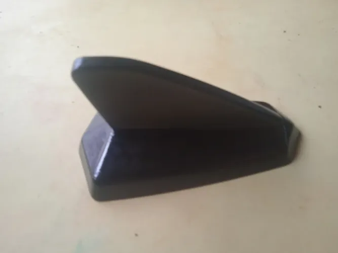 Antena barbatana de tubarão 