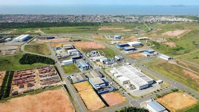 Atlântica Imóveis excelente terreno com área de 15.000 m² no Polo Industrial Cabiúnas em M