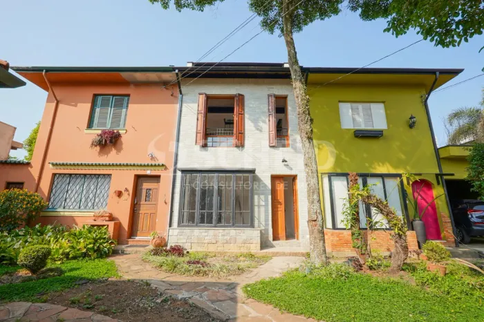 Casa de Vila no Alto da Boa Vista , em meio ao verde da Hípica Santo Amaro, com 250 m² áre