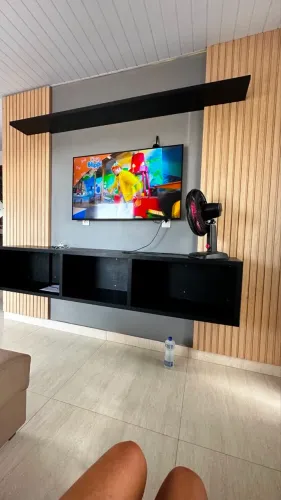 Vendo painel ripado de TV planejado
