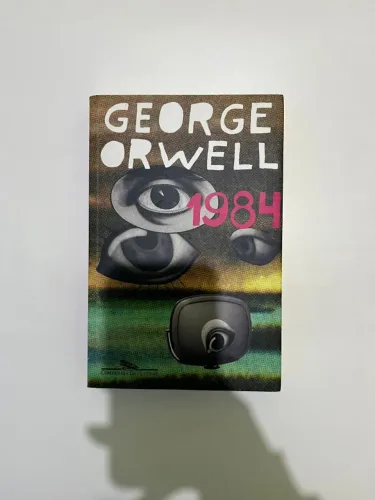 1984 George Orwell | Livro Seminovo Distopia Clássico Literatura Companhia das Letras