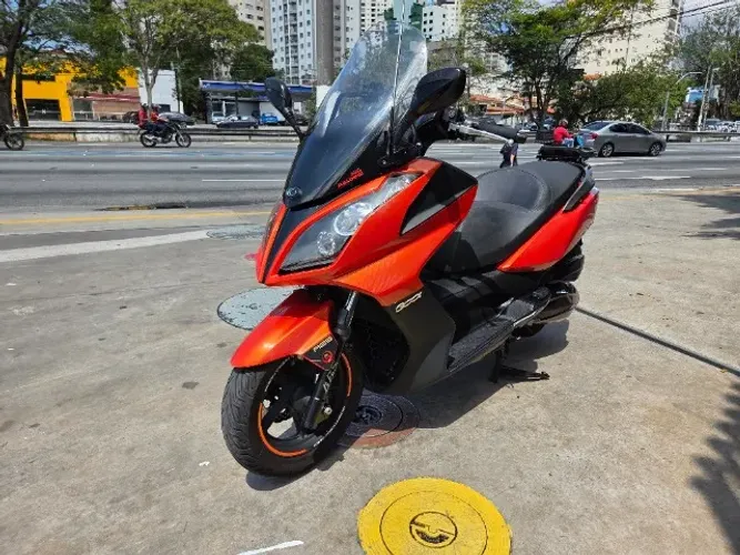 Kimco Downtown 300i 2020