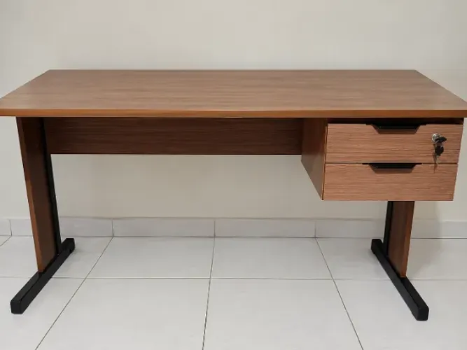 Mesa de Escritório