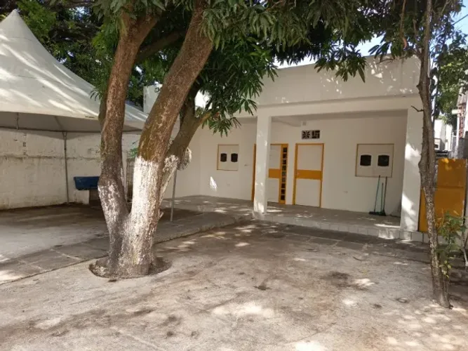 Oportunidade Única para Negócio: Imóvel Estratégico de frente para o Parque Santana.