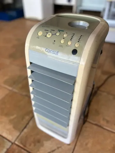 Climatizador Consul bem conservado funcionando 100%
