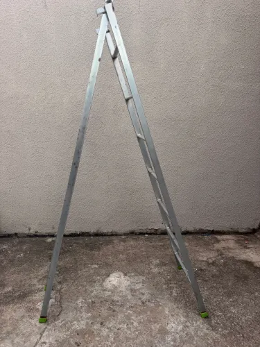 Escada 5 metros 350 reais