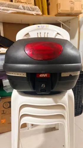 Baú para moto Givi 33L