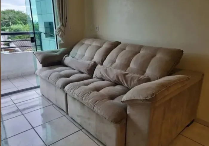 Vendo sofá retrátil.