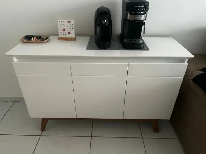 Buffet 3 portas branco acetinado