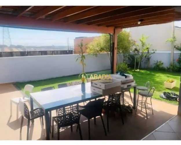 Casa com 3 dormitórios à venda, 145 m² por R$ 960.000 - Condomínio Terras do Fontanário - 