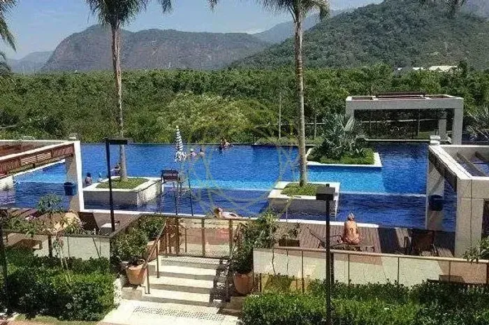 Casa para locação Cond. Royal Blue (Barra da Tijuca) - 3 Suítes - 170m²