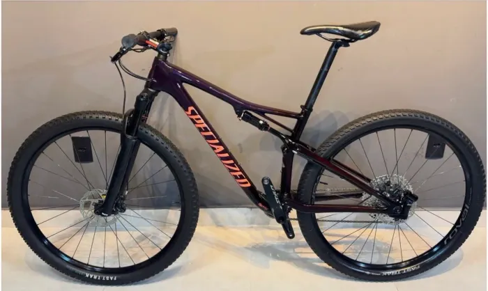 Epic Carbono 2020 M