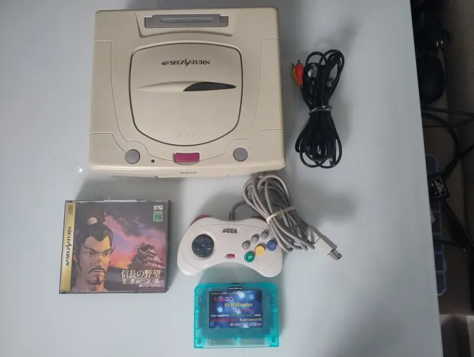 Sega Saturno com Saroo