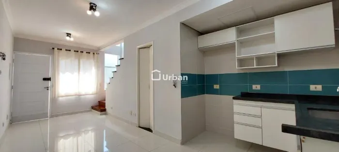 Casa para alugar em Cotia, Jardim Arco-Íris, com 2 quartos, com 60 m², Condomínio Vida Nov