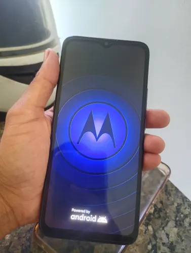 Celular usado Motorola moto E7 