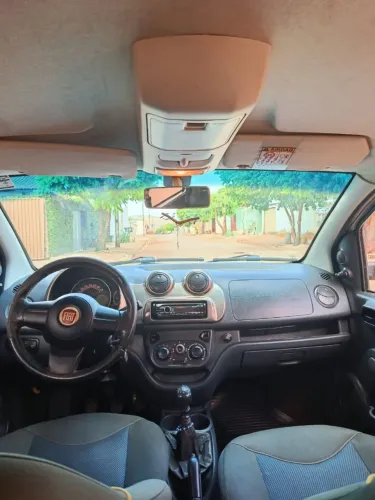 Fiat Uno Vivace/rua 1.0 EVO Fire Flex 8V 5P 2014