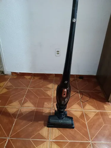 Aspirador Oster 2 em 1 sem fio