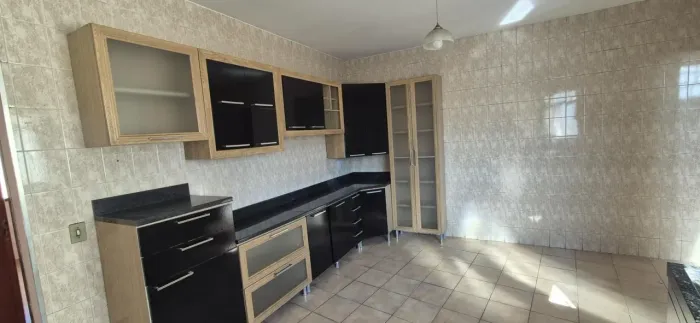 Casa á Venda com 2 Dormitório sendo 1 Suíte c/ Edícula Ponte São João - Jundia/S REF: CA10