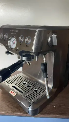 Cafeteira Breville Tramontina
