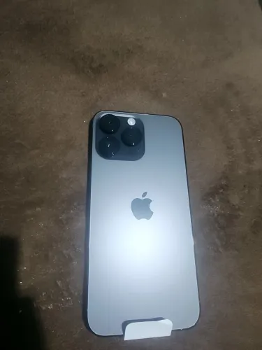 Vendo iphone 14 pro max de 128gb novo tudo original sem detalhes bateria 100% nunca aberto