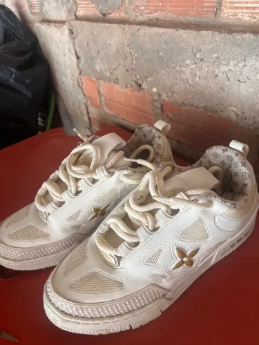 Tênis louis vuitton