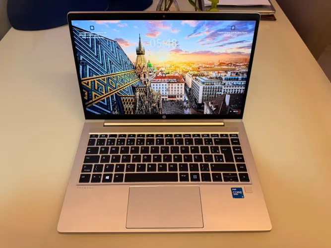 HP ProBook 640 G8 | i5 11ª Geração | 16GB RAM | SSD 256GB | Excelente Estado