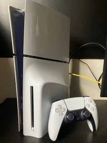 PS5 Slim 1TB
