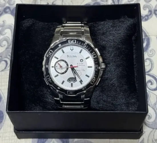 Relógio Bulova Marine Star WR 100m 98a000