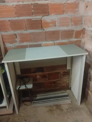Escrivaninha / Mesa