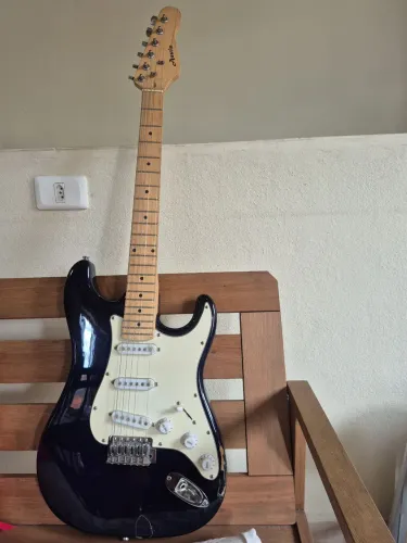 Guitarra Austin Stratocaster + pronta pra tocar