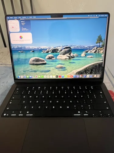MacBook Pro 14" (Chip M5 Pro / 24GB RAM) - 100% Original e Zerado