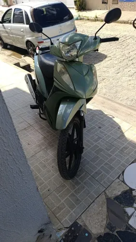 Moto boa sem defeito só pega e roda