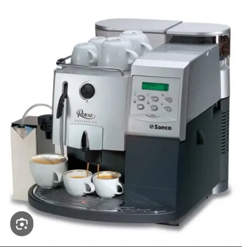 Maquina de cafe SAECO Royal profissional