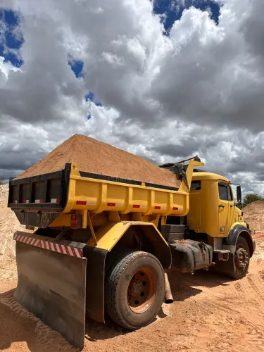 AREIA LAVADA MÉDIA OU FINA APARTIR DE 800& 