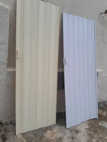 Portas sanfonadas