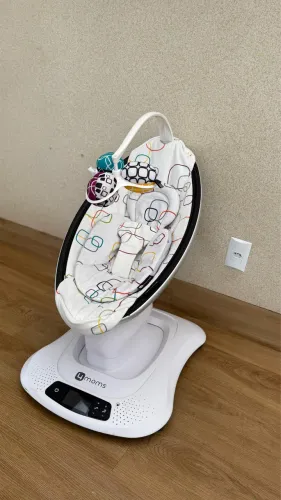 Cadeira automática MamaRoo 4.0 4moms