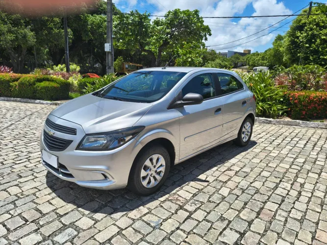 Chevrolet Onix JOY Hatch 1.0 8V Flex Mec. 4P 2019
