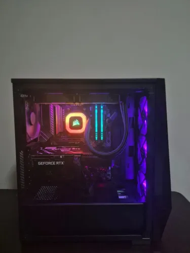 PC Gamer RTX 3060 12GB + Ryzen 7 5800X | 16GB RAM 