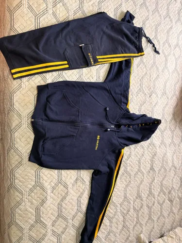 Kit uniforme OBJETIVO blusa e calça de moletom tamanho 8
